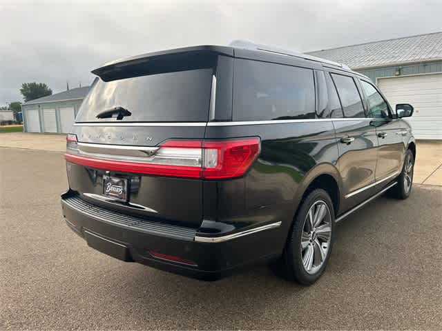 2018 Lincoln Navigator L Reserve photo 2
