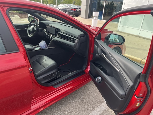 2025 Toyota Camry XSE photo 17