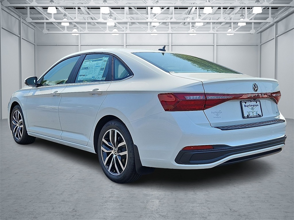 2025 Volkswagen Jetta 1.5T SE photo 2