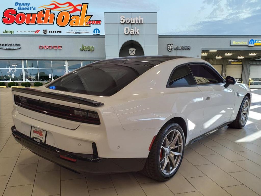 2024 Dodge Charger R/T Scat Pack photo 2