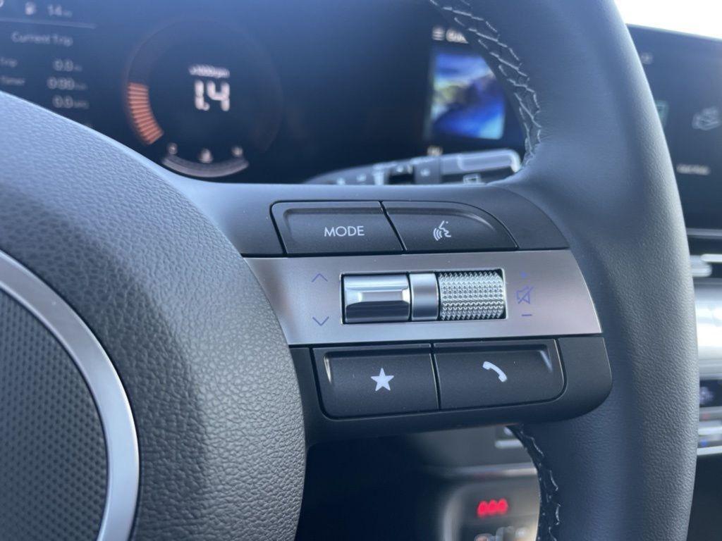 2024 Hyundai Kona SEL photo 24