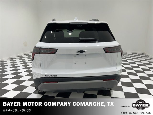 2026 Chevrolet Equinox LT photo 4