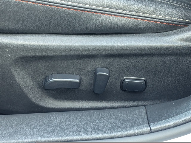 2024 Nissan Altima SR photo 19