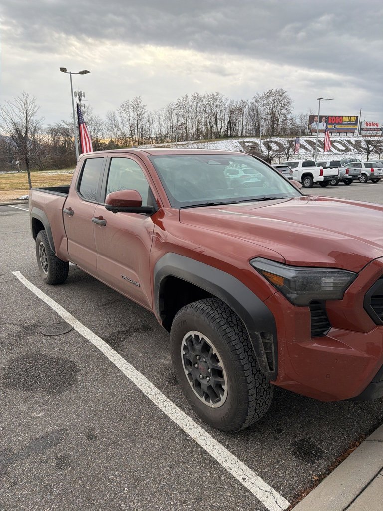 2025 Toyota Tacoma TRD Off Road's photo