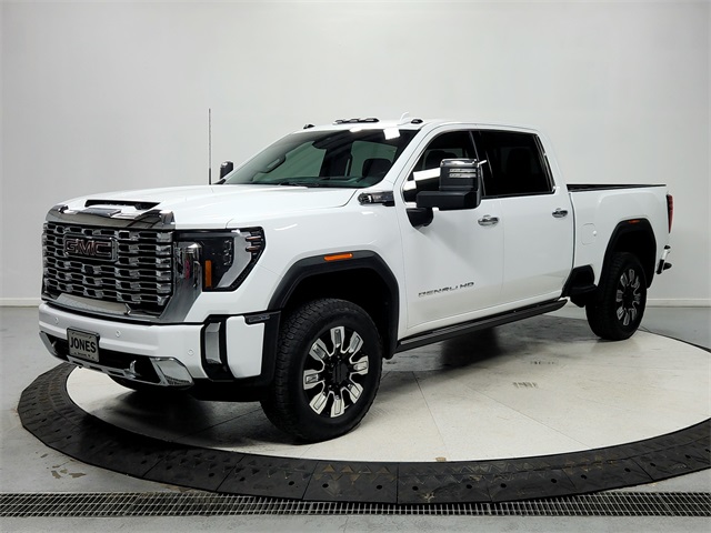 2024 Gmc Sierra 2500 HD Denali photo 3