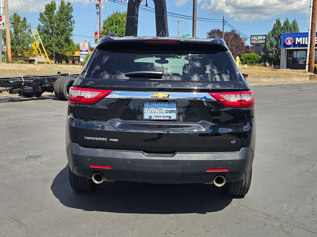 2019 Chevrolet Traverse Cloth photo 2