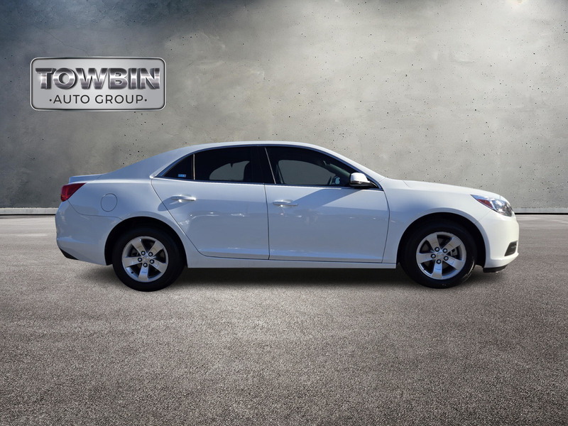 2016 Chevrolet Malibu Limited 1LT photo 3