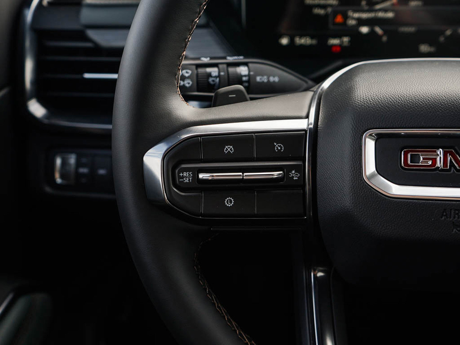 2025 Gmc Acadia AT4 photo 21
