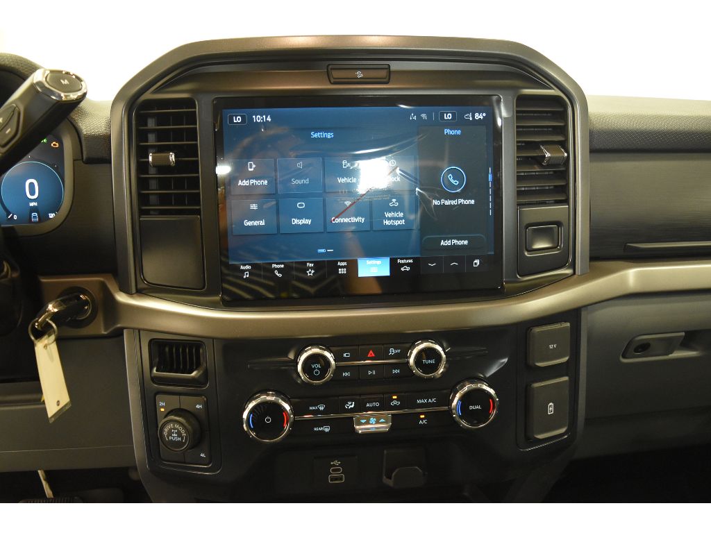 2025 Ford F-150 STX photo 18