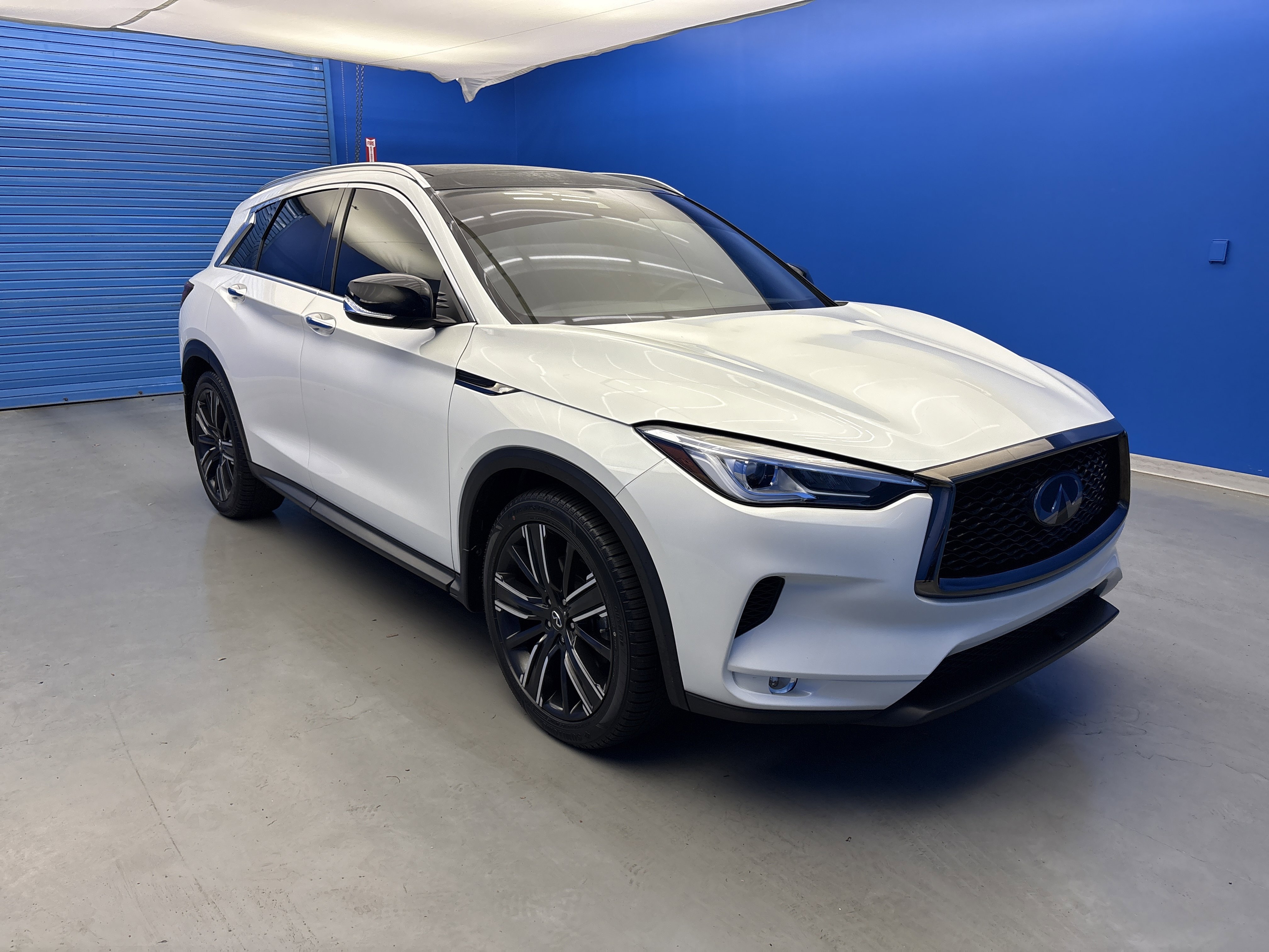 2021 Infiniti QX50 Luxe photo 2