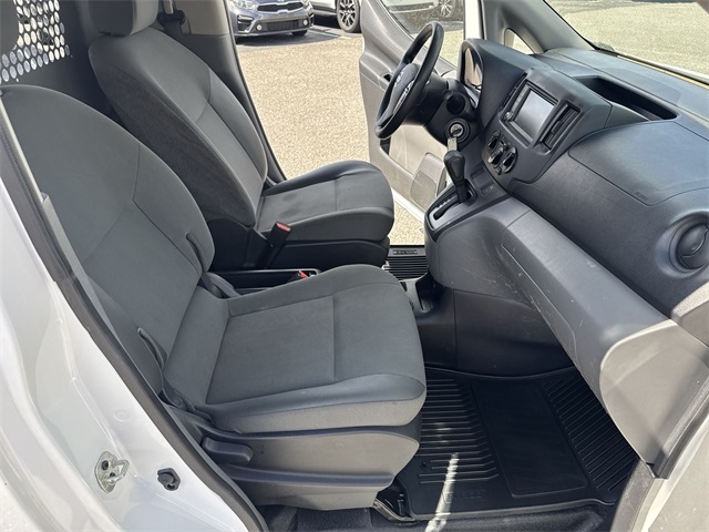2021 Nissan NV200 S photo 10