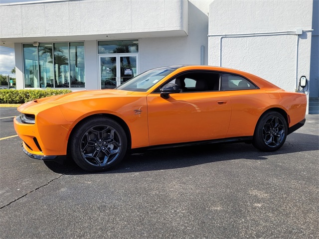 2025 Dodge Charger R/T photo 3