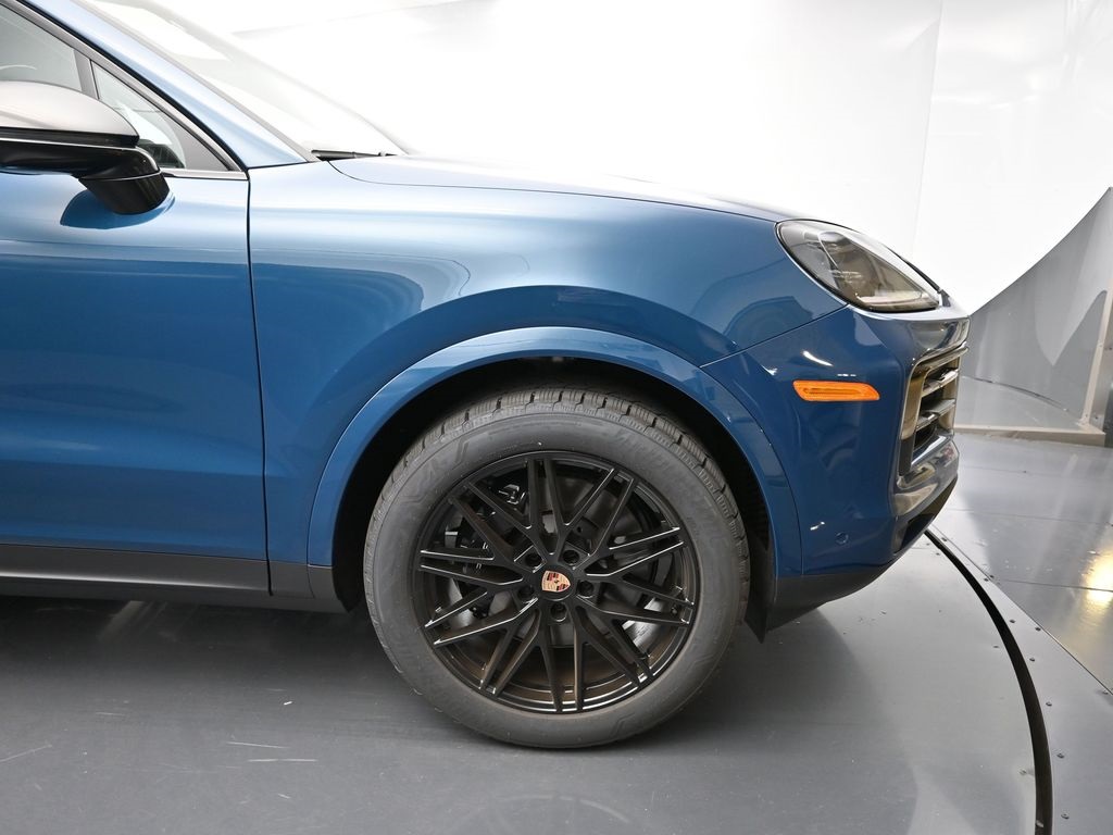 2026 Porsche Cayenne Coupe photo 16