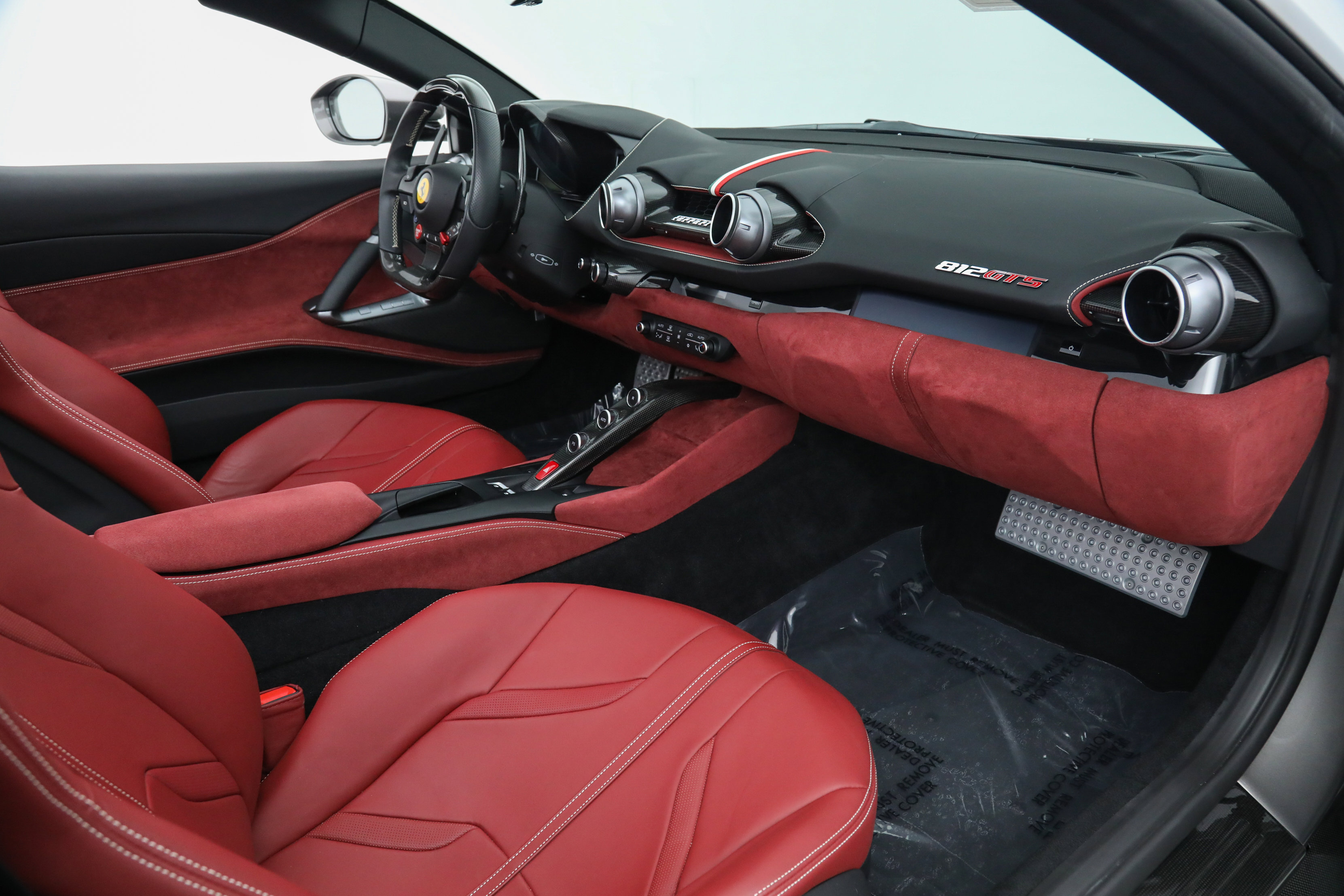 2022 Ferrari 812 GTS photo 22