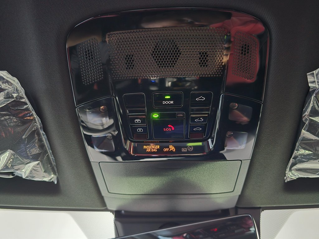 2025 Lexus NX 450h+ Luxury photo 16