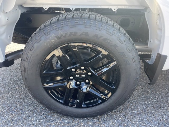 2026 Chevrolet Silverado 1500 Custom photo 7