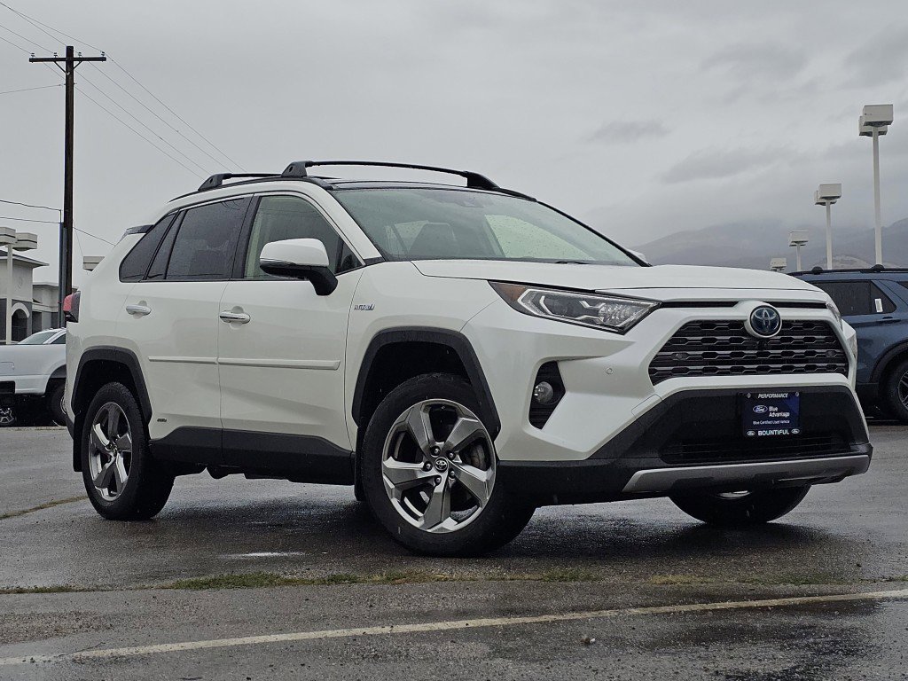 2019 Toyota RAV4 Hybrid Limited photo 2