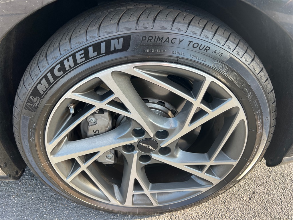 2025 Genesis G90 3.5T photo 12