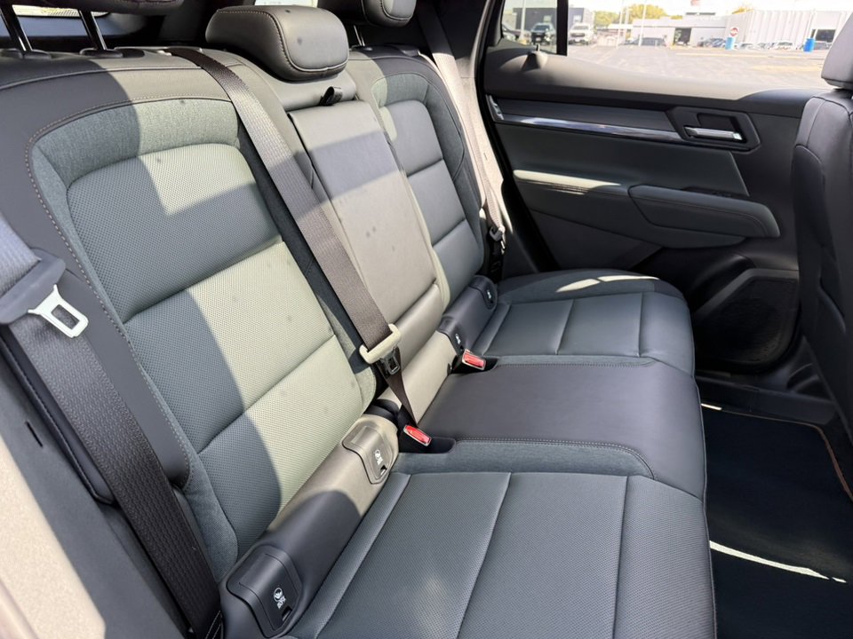 2026 GMC TERRAIN - Image 35