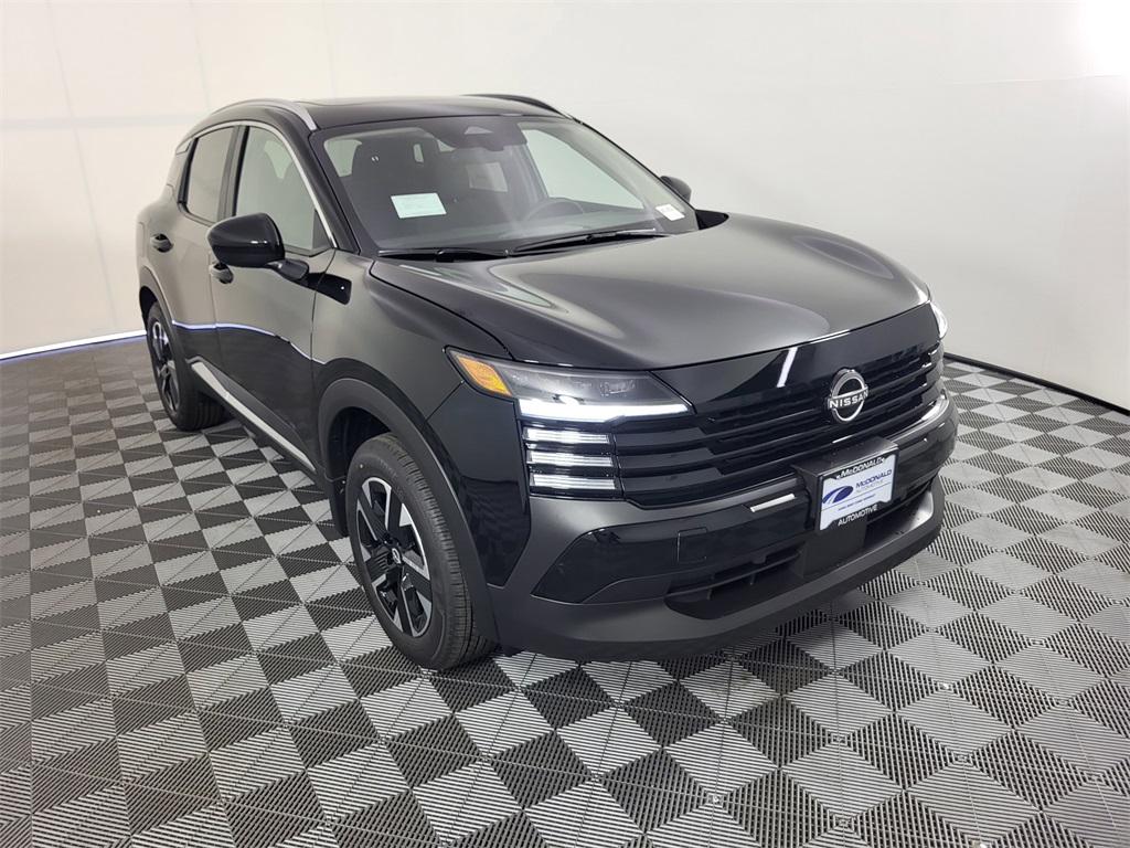 2025 Nissan Kicks SV photo 2