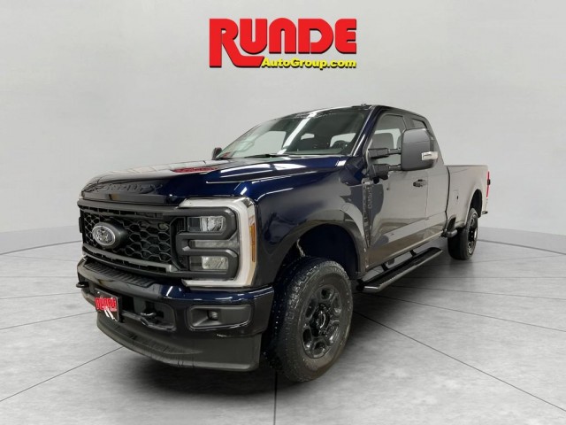 2025 Ford F-350 Base's photo