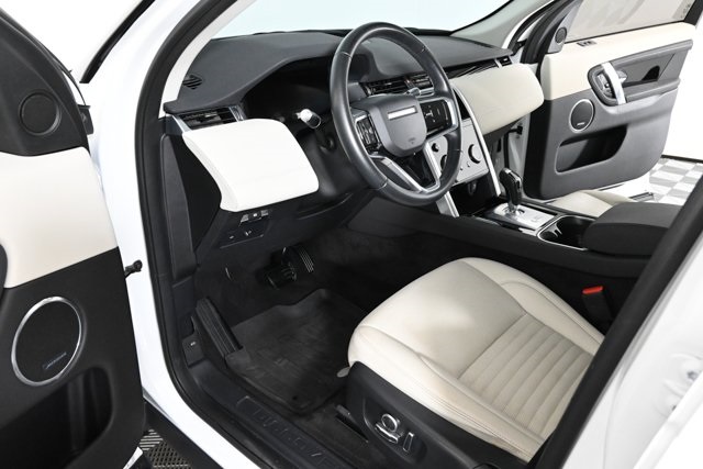 2022 Land Rover Discovery Sport SE photo 17