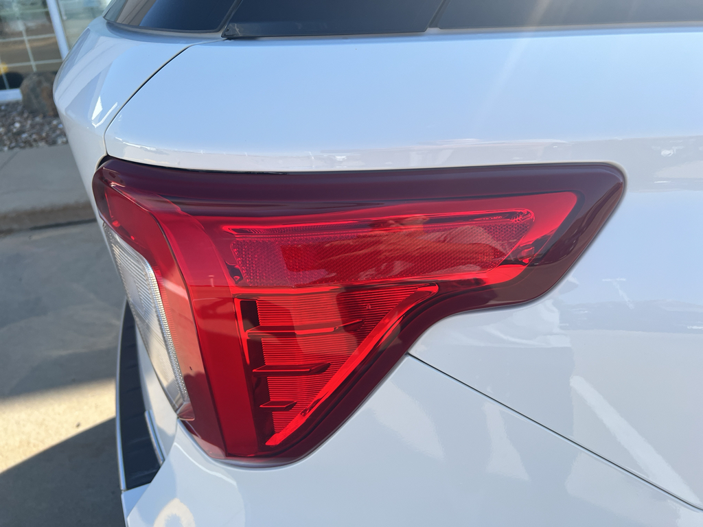 2020 Ford Explorer Platinum photo 13