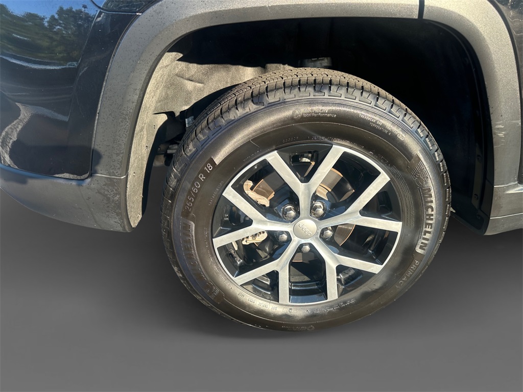 2024 Jeep Grand Cherokee Limited photo 8