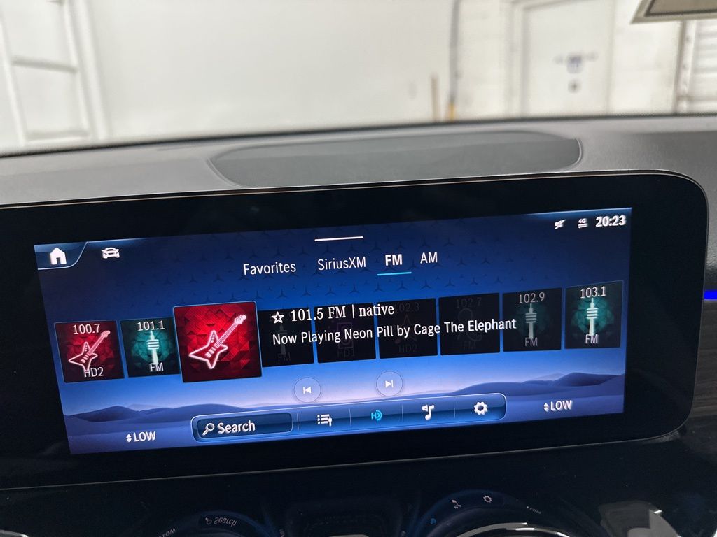 2026 Mercedes Benz GLB 250 4MATIC photo 11