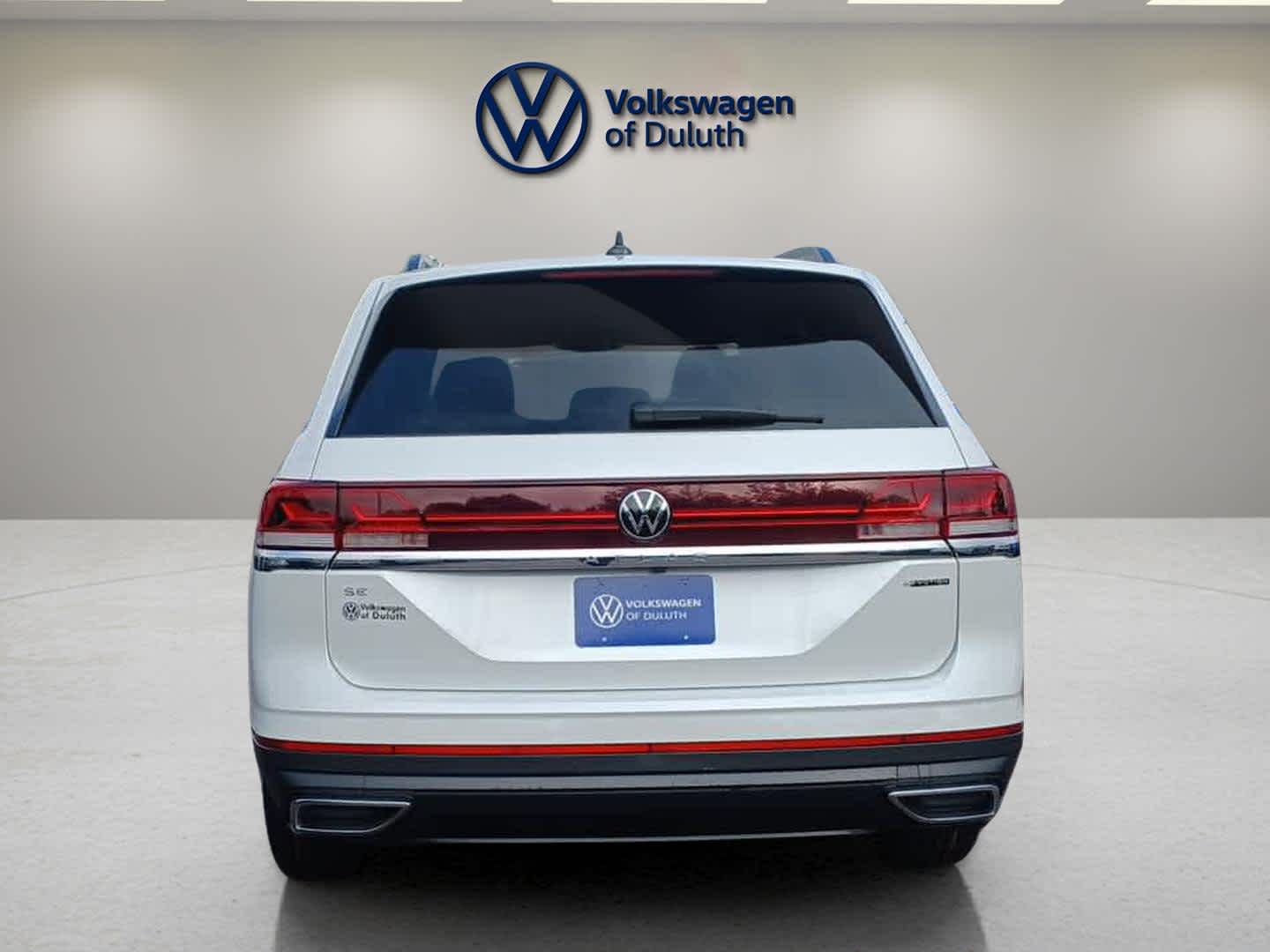 2026 Volkswagen Atlas SE photo 4