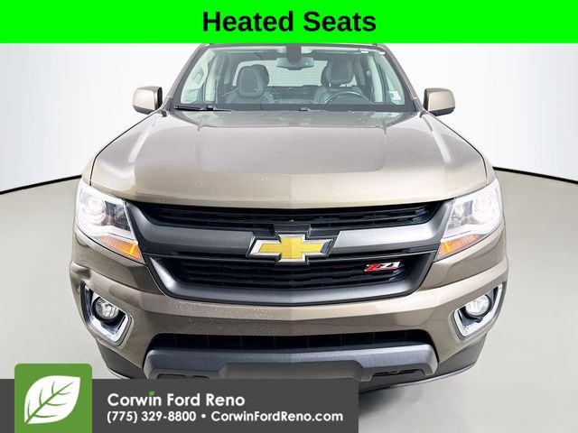 2015 Chevrolet Colorado Z71 photo 2