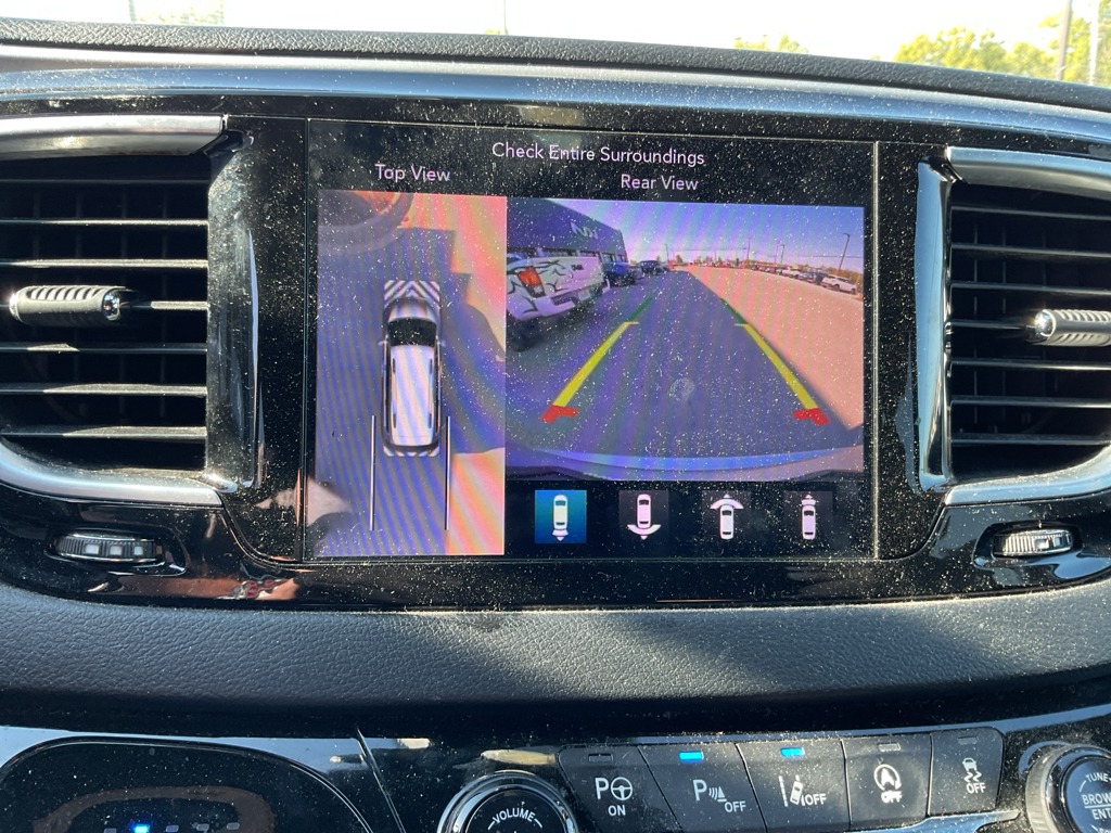 2019 Chrysler Pacifica Touring L photo 21