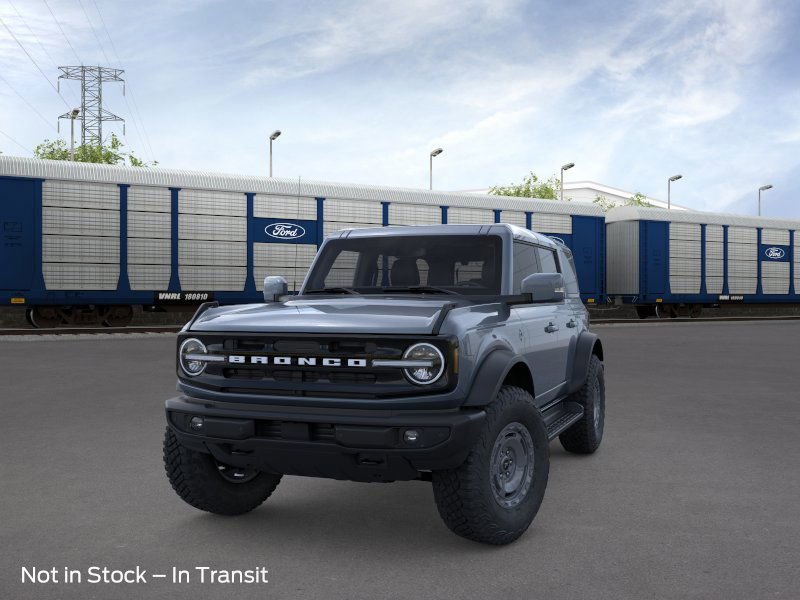 2025 Ford Bronco Outer Banks photo 3