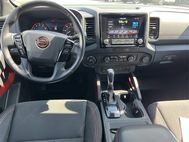 2022 Nissan Frontier PRO-4X photo 12