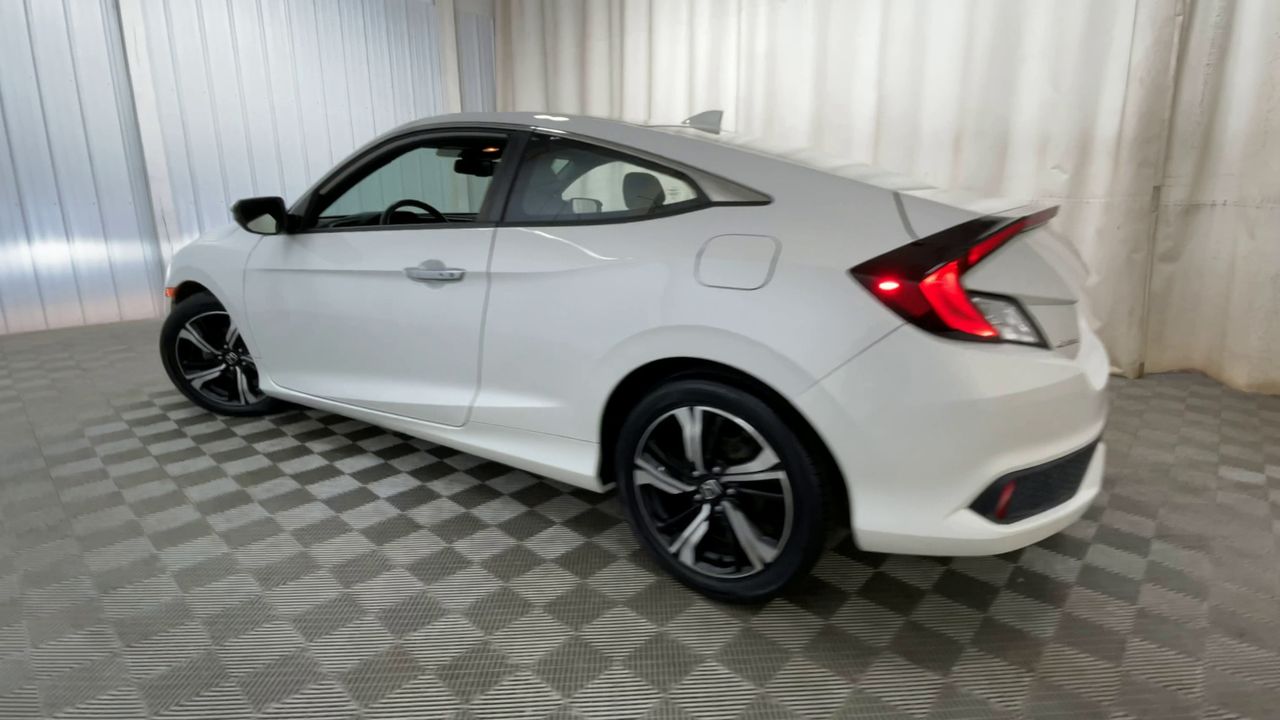 2016 Honda Civic Touring photo 6