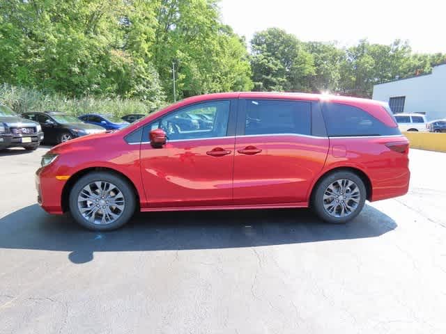 2025 Honda Odyssey Touring photo 3
