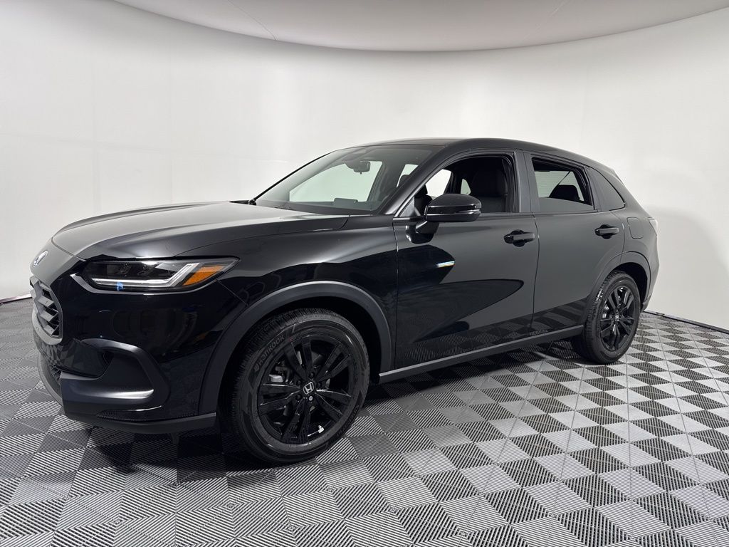 2026 Honda HR-V Sport photo 2