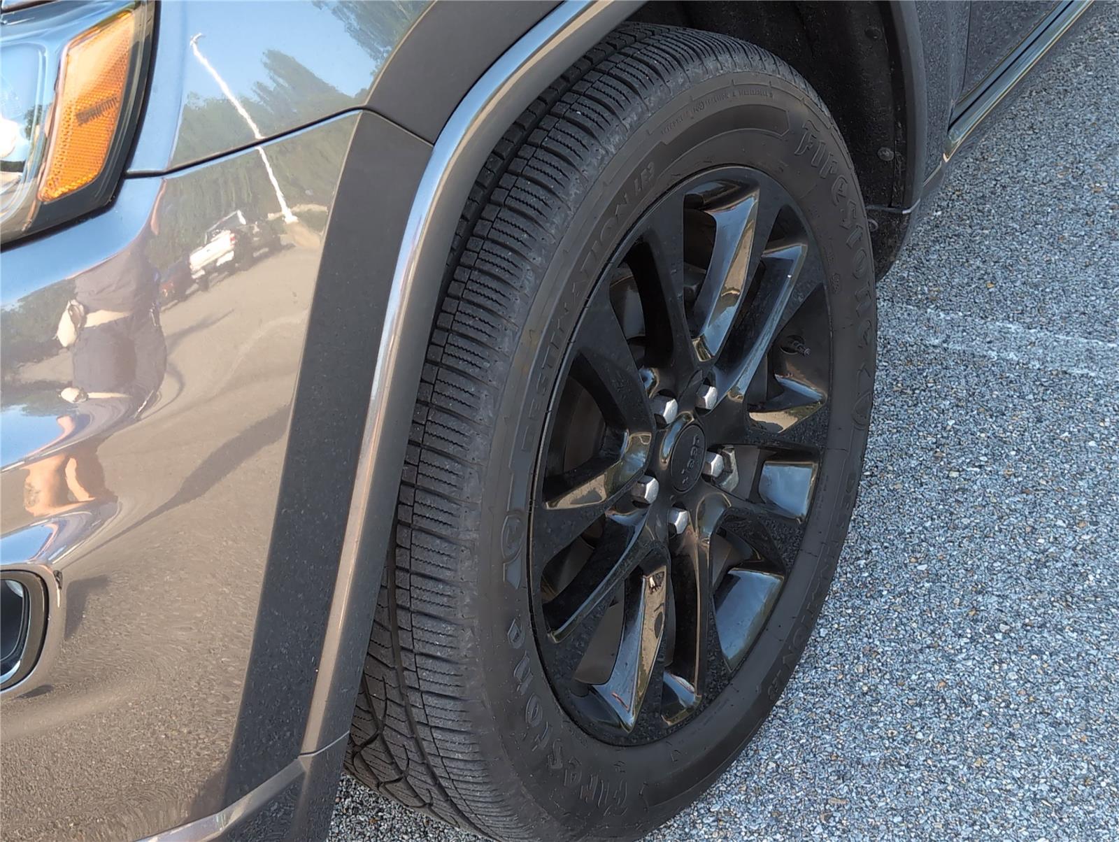 2020 Jeep Grand Cherokee Altitude photo 27