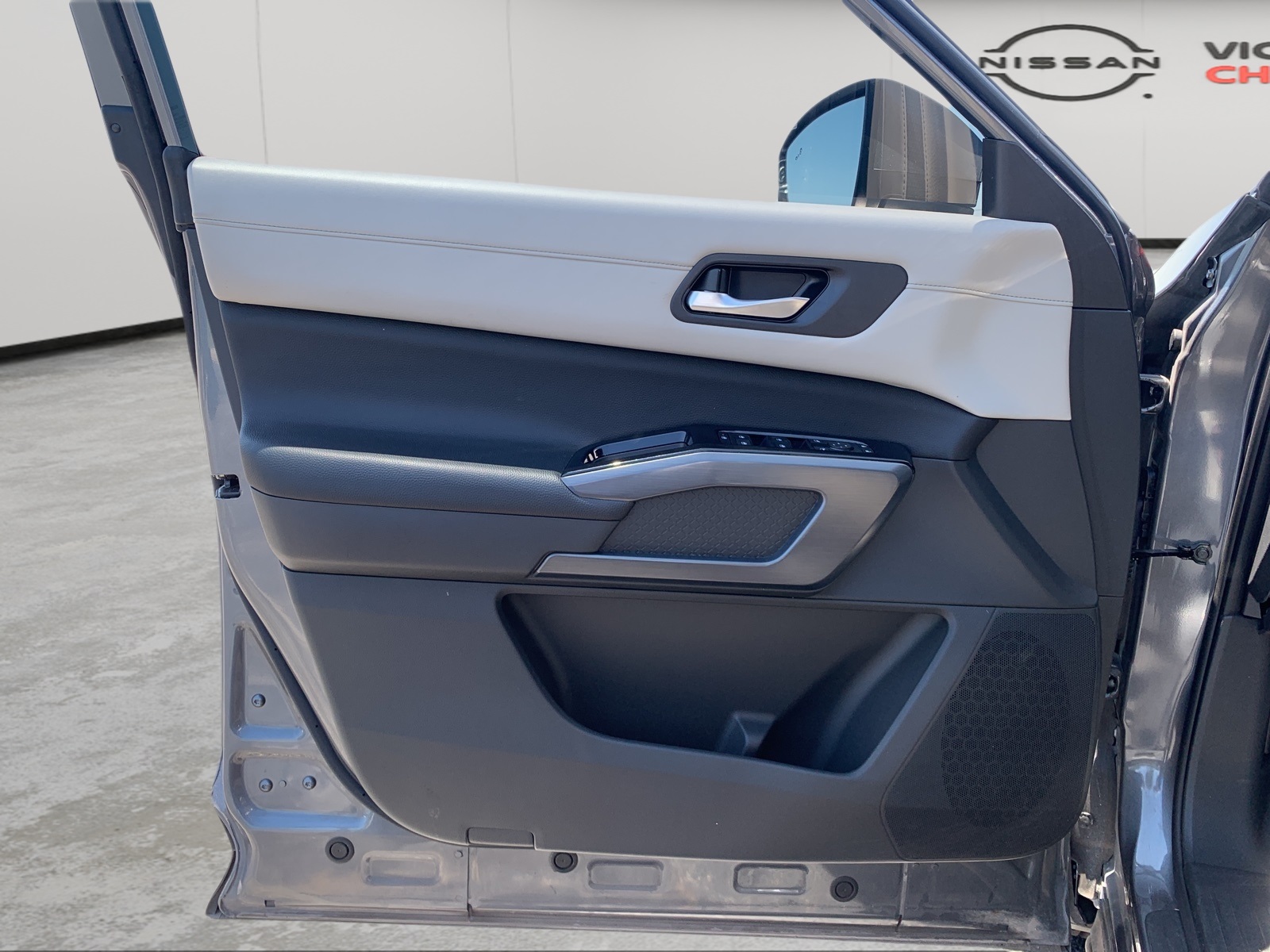 2024 Nissan Pathfinder SL photo 20