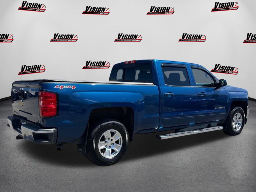 2017 Chevrolet Silverado 1500 LT photo 5