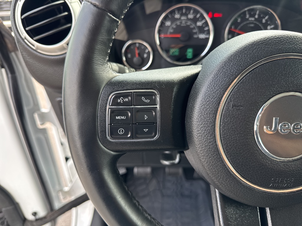 2017 Jeep Wrangler Rubicon photo 39