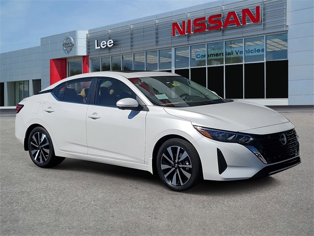 2025 Nissan Sentra SV's photo