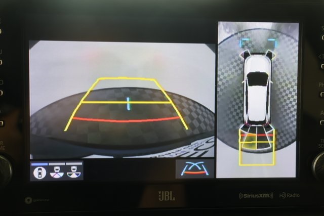2022 Toyota RAV4 Hybrid XSE photo 17
