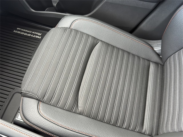 2025 Nissan Pathfinder Rock Creek photo 20