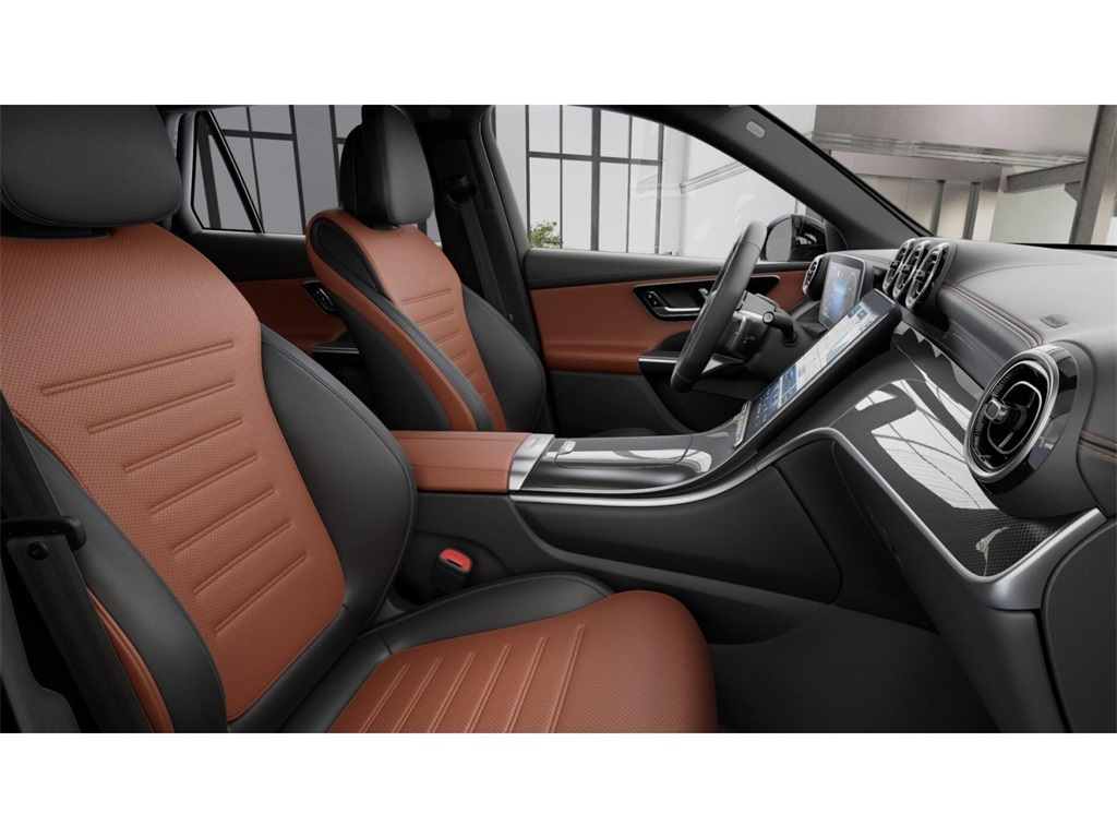 2025 Mercedes Benz GLC 300 4MATIC photo 4