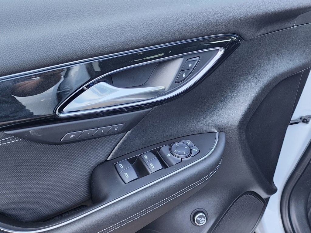 2025 Buick Envision Preferred photo 13