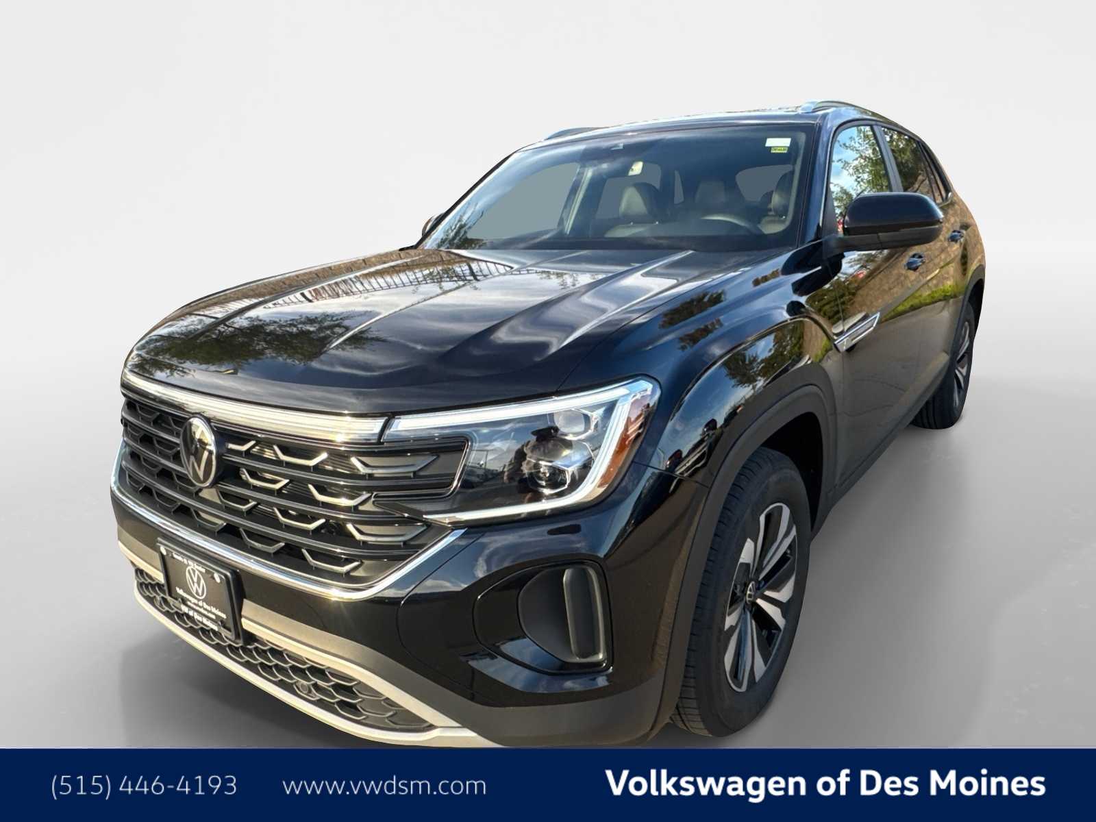 2026 Volkswagen Atlas Cross Sport SE's photo