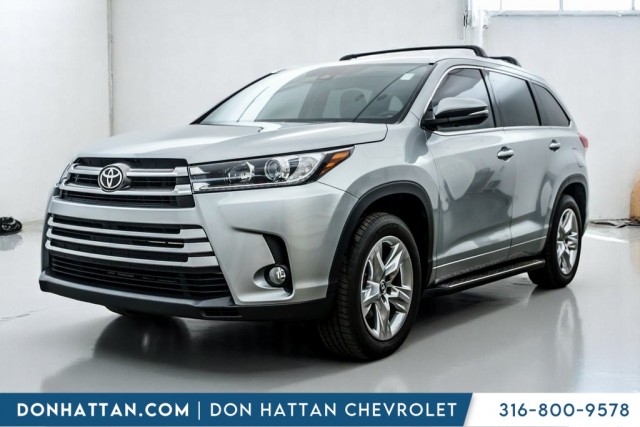 Pre-Owned 2017 Toyota Highlander Limited 4D Sport Utility in Wichita # ...