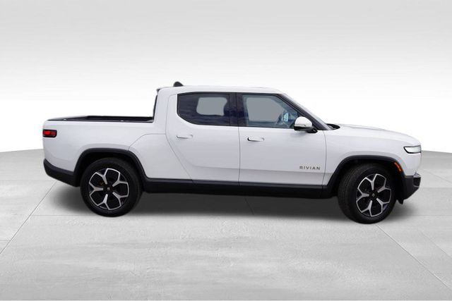 2023 Rivian R1T Adventure photo 3