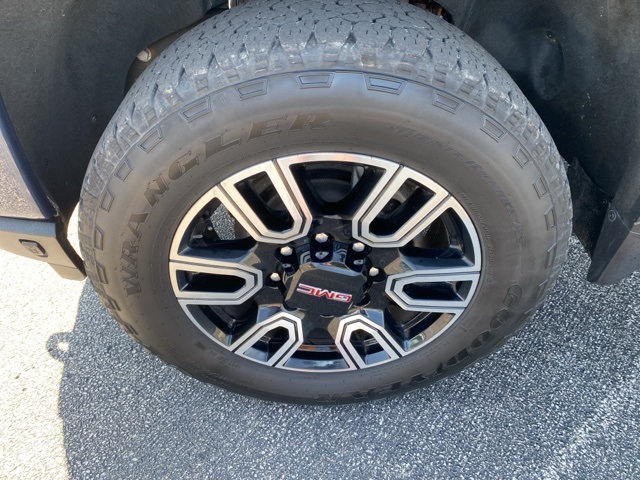 2022 Gmc Sierra 2500 HD AT4 photo 11
